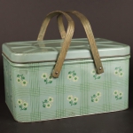 2024.83-Green-metal-picnic-basket