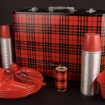 2025.10-Picni-Table-Gotham-Industries-picnic-suitcase-Thermos-accessories-plaid-scaled