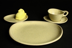 2018.3 Glidden Pottery Sculptured Stoneware in Yellowstone with peeps